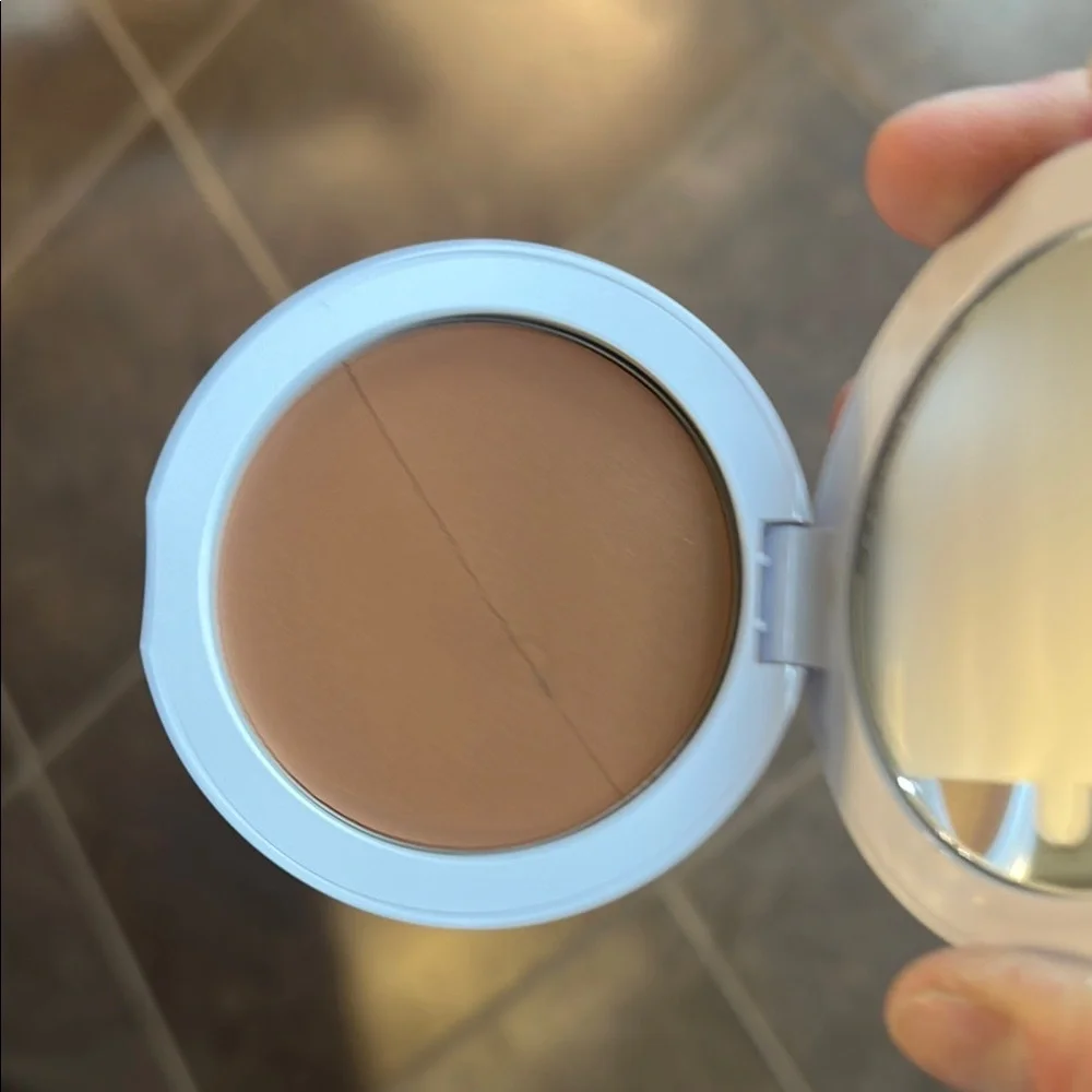 Beautycounter Cheeky Clean Cream Bronzer - Coast. NIB.